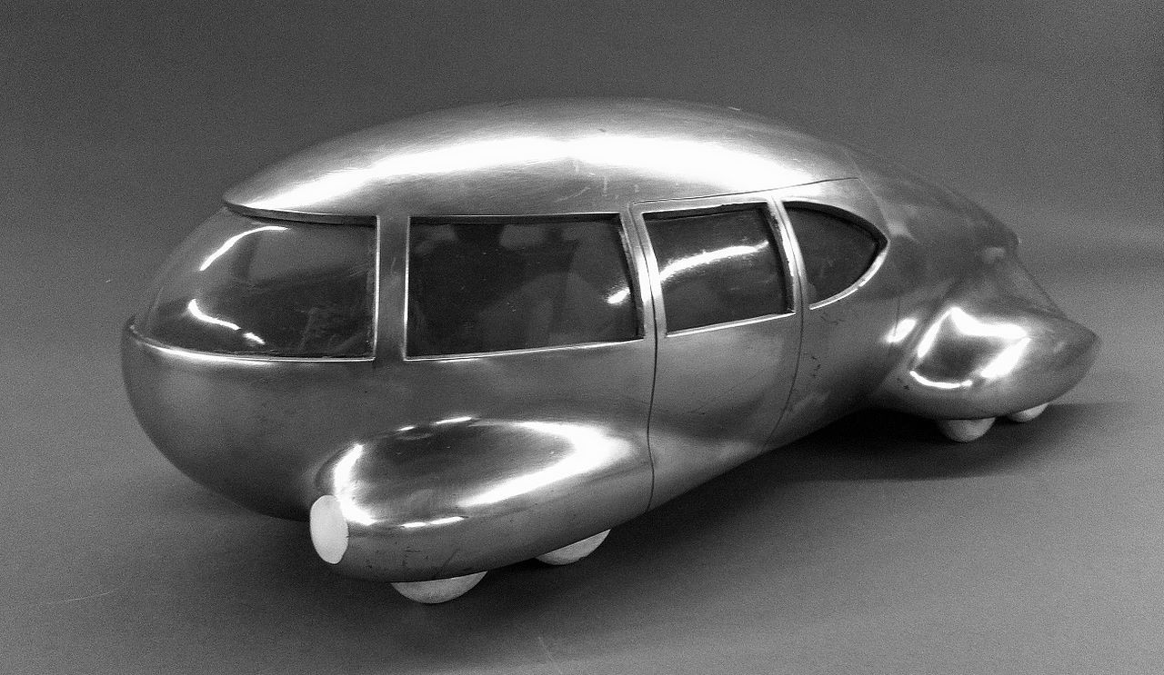 Self-Driving Car by Norman Bell Geddes at the the 1939 New York World's Fair.